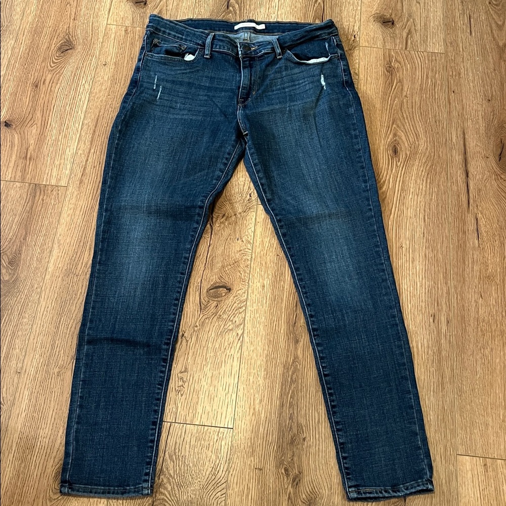 Levi’s 711 31W 30L dark wash jeans skinny fit EUC